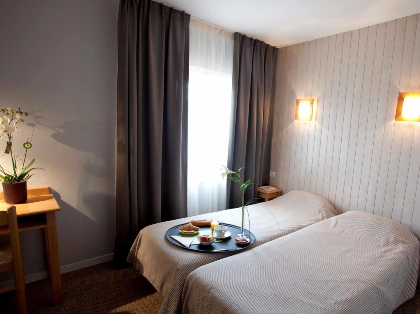 Logis Hotel Le Relais Biscarrosse Luaran gambar